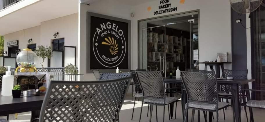 Angelo Hotel-Cafe Tolón Exteriör bild